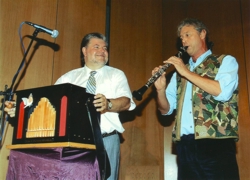 Kurt Beck mit Adrian Oswalt.