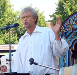 Adrian Oswalt beim Moritatenwettbewerb 1.